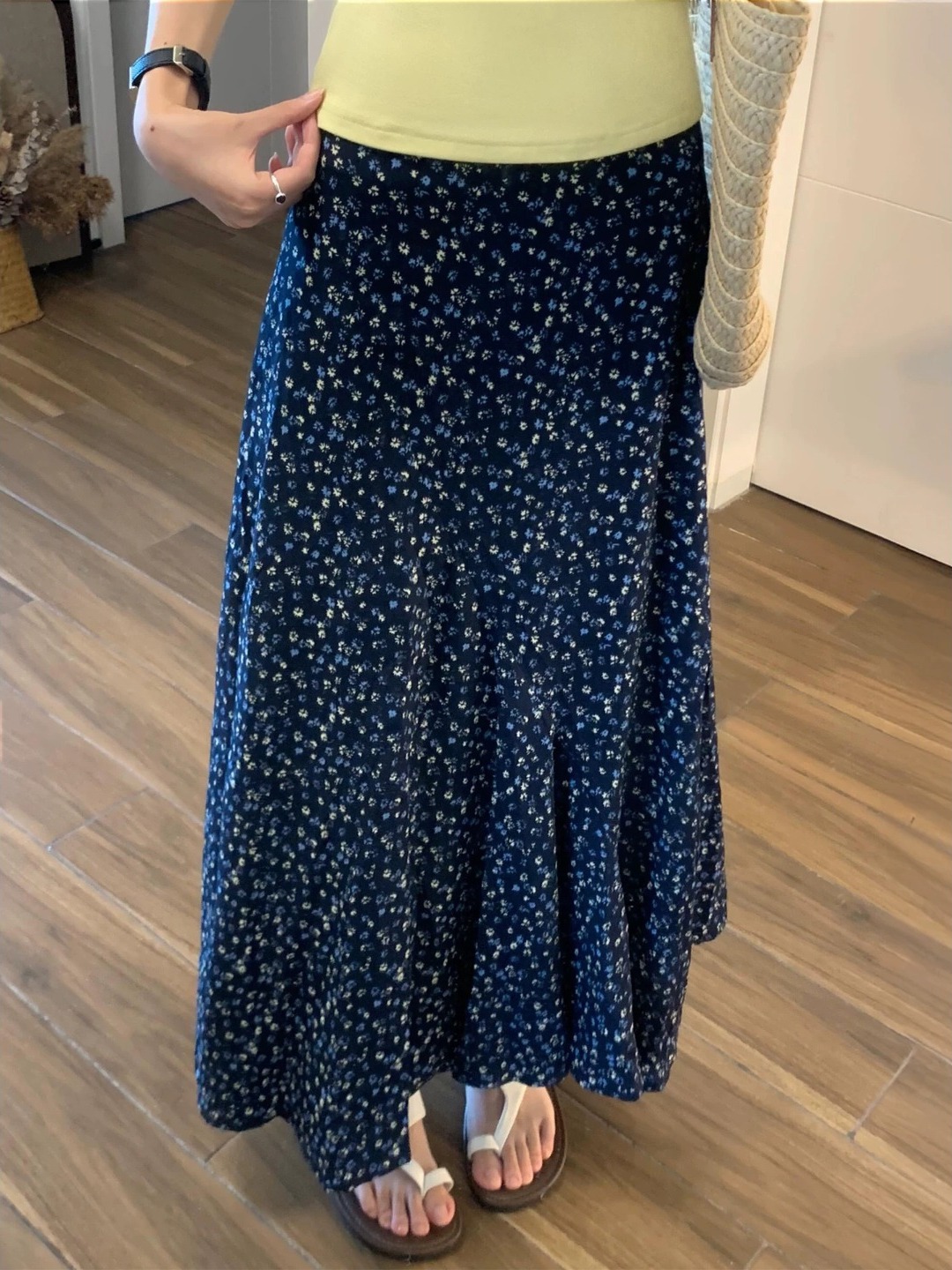 تنورة ميدي بطبعة زهور بمقاسات  - مراجعة Midi Skirt Floral وسعره